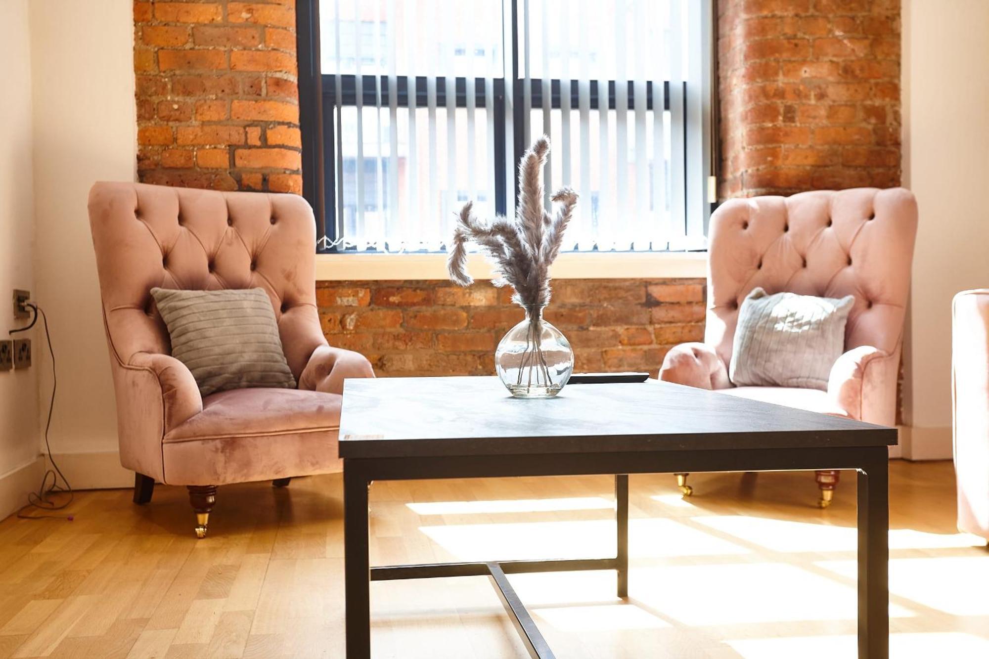 The Carnelian Manchester
